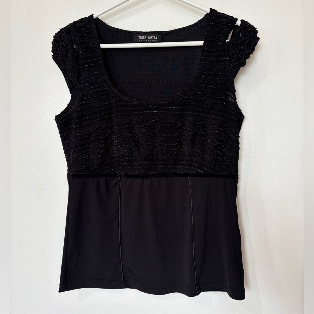 🎉4/30$🎉 Terra Nostra Textured Cap Sleeve Top - Size M